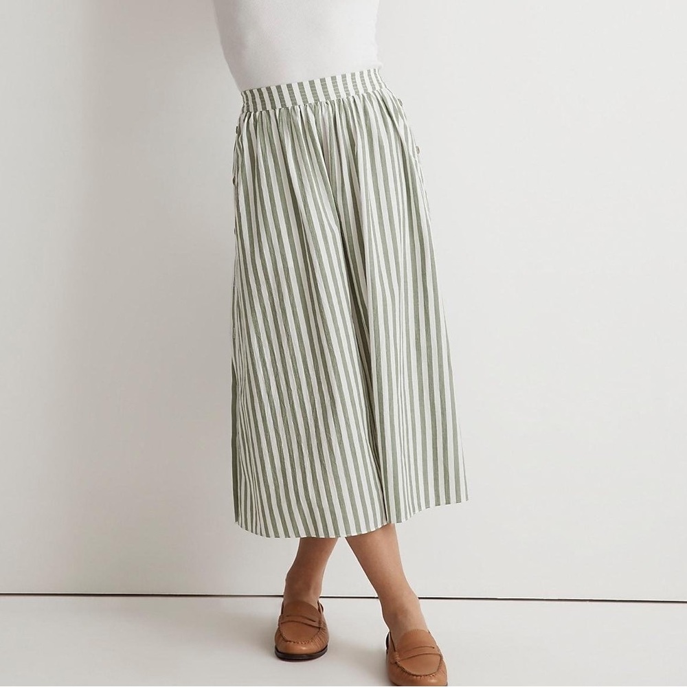ISO Madewell Signature Poplin Side-Button Midi Skirt in Stripe (Size Medium, M.)